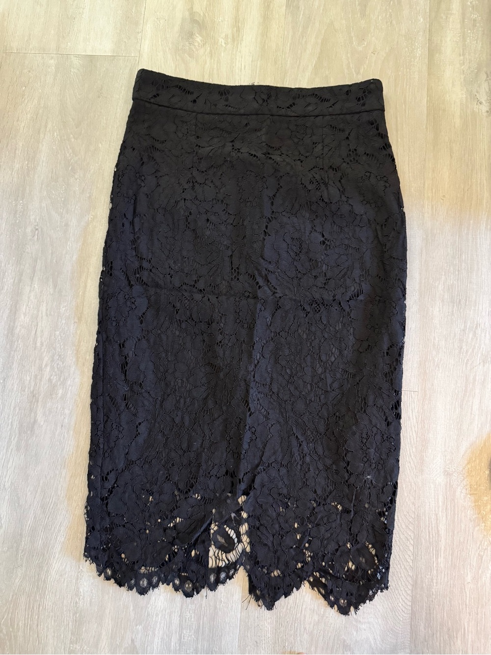Lulu's Black Floral Lace Pencil Skirt